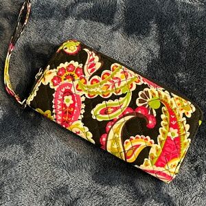 Floral Paisley Quilted Zip Around Wallet Wristlet – Like New